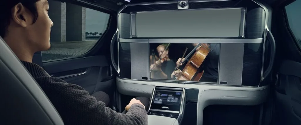 lexus lm 350 gallery int 02 d