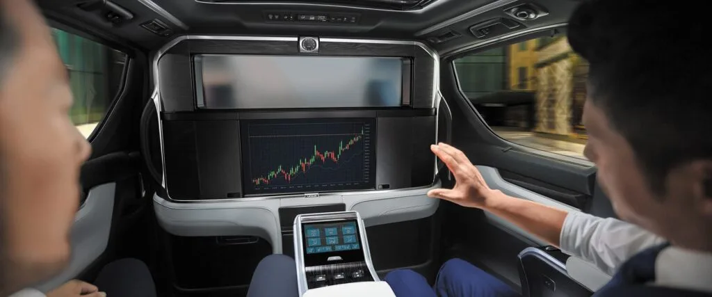 lexus lm gallery int 02 d